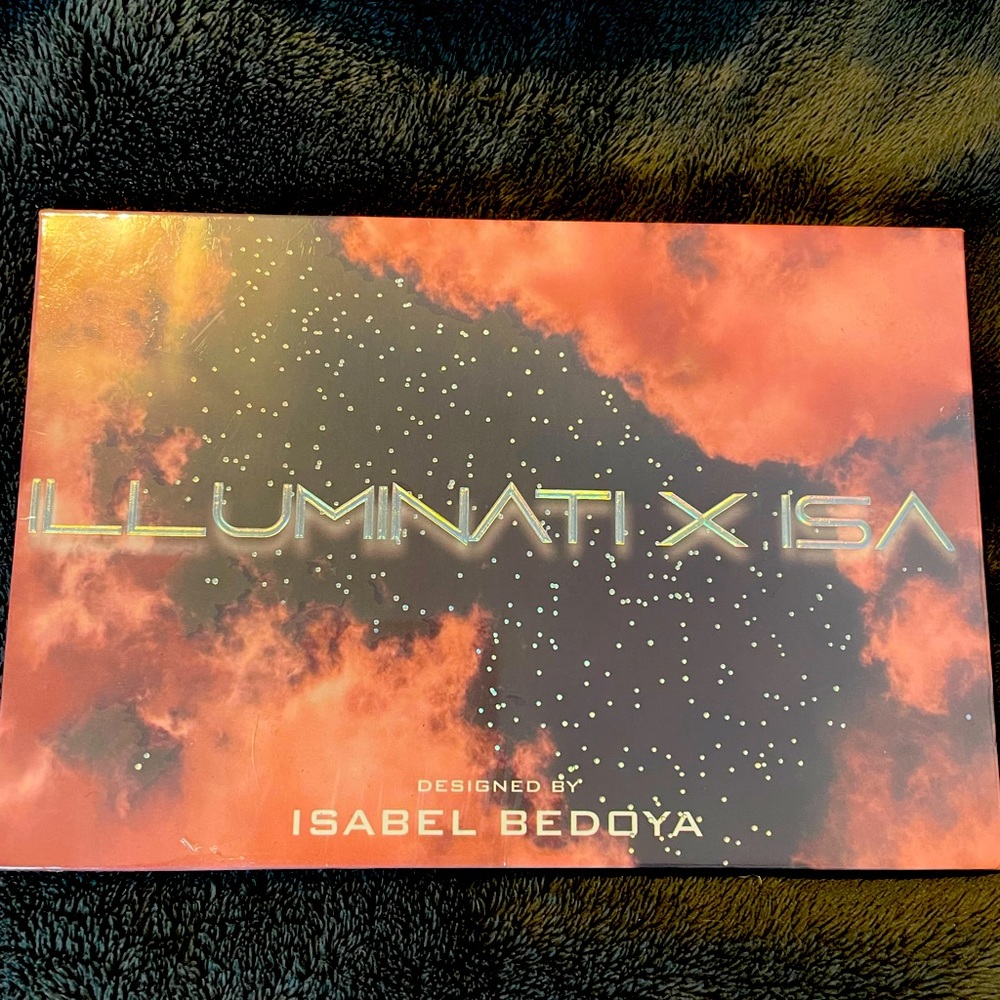 🌻ILLUMINATI X ISA PALETTE🌻